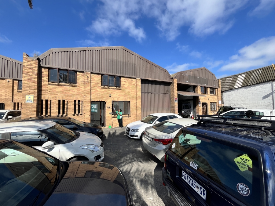 To Let commercial Property for Rent in Montague Gardens Western Cape
